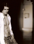 Filename=Photoshoot.JPG
Filesize=382KiB
Dimensions=913x716
Date added=Aug 13, 2025 Photoshoot.JPG
