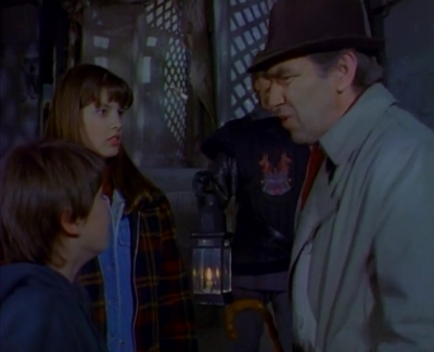 1996_-_Goosebumps_S01E16-17_mkv2496.jpg
