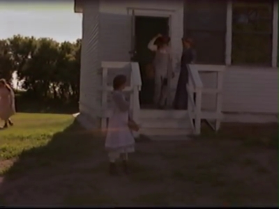 1998_-_Summer_of_the_Monkeys_01_mp40342.jpg