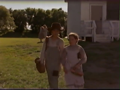 1998_-_Summer_of_the_Monkeys_01_mp40352.jpg