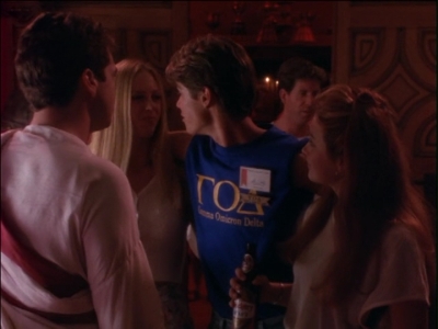 2000_-_Twice_in_a_Lifetime_S02E13_mkv0717.jpg