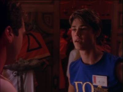 2000_-_Twice_in_a_Lifetime_S02E13_mkv0737.jpg