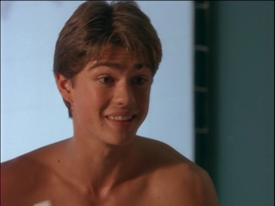 2000_-_Twice_in_a_Lifetime_S02E13_mkv0952.jpg