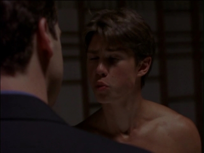 2000_-_Twice_in_a_Lifetime_S02E13_mkv1616.jpg