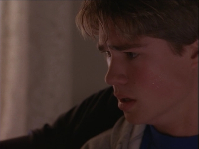 2000_-_Twice_in_a_Lifetime_S02E13_mkv2500.jpg