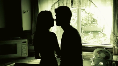 2011_-_Dead_Dreams_Trailer_webm0199.jpg