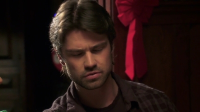 2012_-_A_Star_for_Christmas_mp42757.jpg