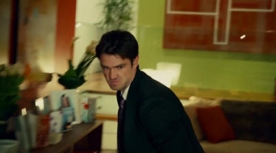 2012_-_The_Listener_S03E09_mp44795.jpg