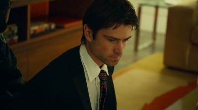 2012_-_The_Listener_S03E09_mp44803.jpg