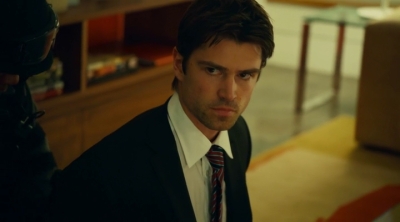 2012_-_The_Listener_S03E09_mp44804.jpg