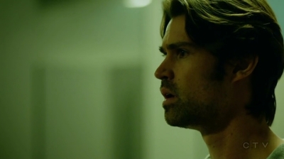 2014_-_Motive_S02E06_mp42368.jpg