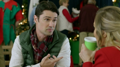 2017_-_Four_Christmases_and_A_Wedding_mp40904.jpg