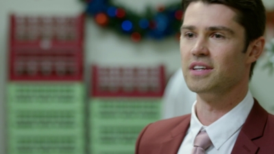 2017_-_Four_Christmases_and_A_Wedding_mp42982.jpg