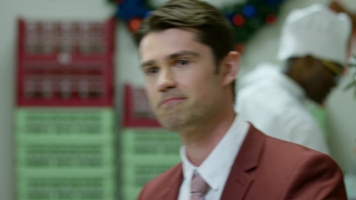 2017_-_Four_Christmases_and_A_Wedding_mp42983.jpg
