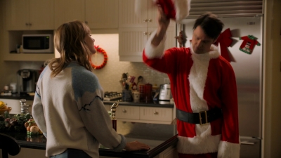 2019_-_Grounded_for_Christmas_mp42526.jpg