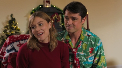 2019_-_Grounded_for_Christmas_mp45127.jpg