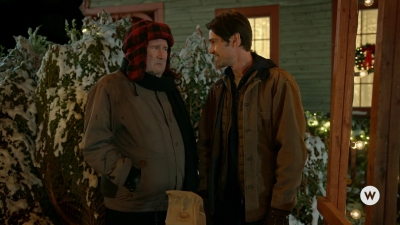 2020_-_Heart_of_the_Holidays_mp40799.jpg