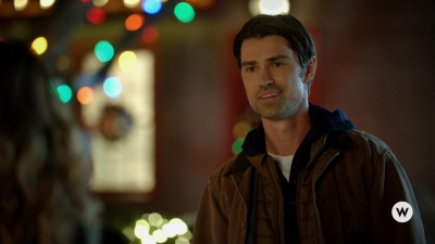 2020_-_Heart_of_the_Holidays_mp41021.jpg