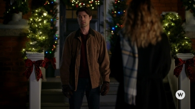 2020_-_Heart_of_the_Holidays_mp44925.jpg