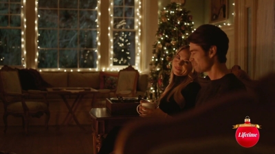2021_-_It_Takes_a_Christmas_Village_mkv3444.jpg