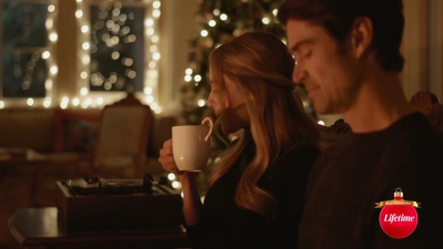 2021_-_It_Takes_a_Christmas_Village_mkv3465.jpg