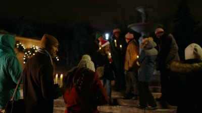 2022_-_Christmas_Plus_One_mp41851.jpg