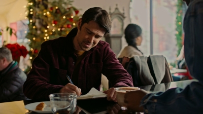 2022_-_Christmas_Plus_One_mp42309.jpg