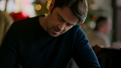 2022_-_Christmas_Plus_One_mp43443.jpg