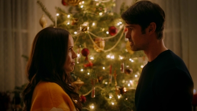 2022_-_Christmas_Plus_One_mp43999.jpg