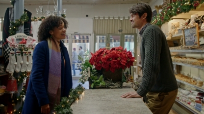 2022_-_Christmas_on_Mistletoe_Lake_mp40316.jpg