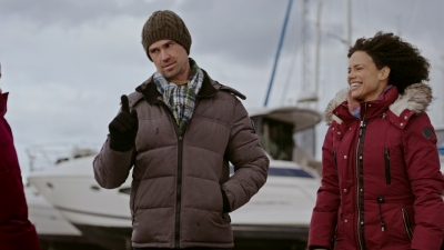2022_-_Christmas_on_Mistletoe_Lake_mp41496.jpg