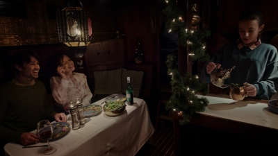2022_-_Christmas_on_Mistletoe_Lake_mp41612.jpg