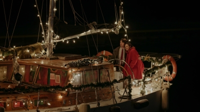 2022_-_Christmas_on_Mistletoe_Lake_mp45108.jpg