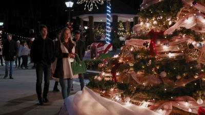 2023_-_Everything_Christmas_mp44945.jpg