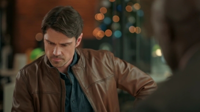 The_Christmas_Charade_mkv0549.jpg
