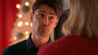 The_Christmas_Charade_mkv1049.jpg