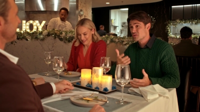 The_Christmas_Charade_mkv1133.jpg