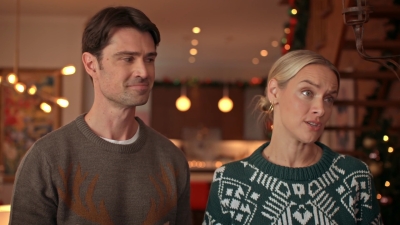 The_Christmas_Charade_mkv3248.jpg