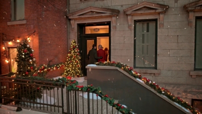 The_Christmas_Charade_mkv4991.jpg