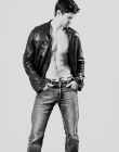 Filename=2010MattVardy_28129.jpg
Filesize=36KiB
Dimensions=396x598
Date added=Aug 10, 2025 2010MattVardy_28129.jpg